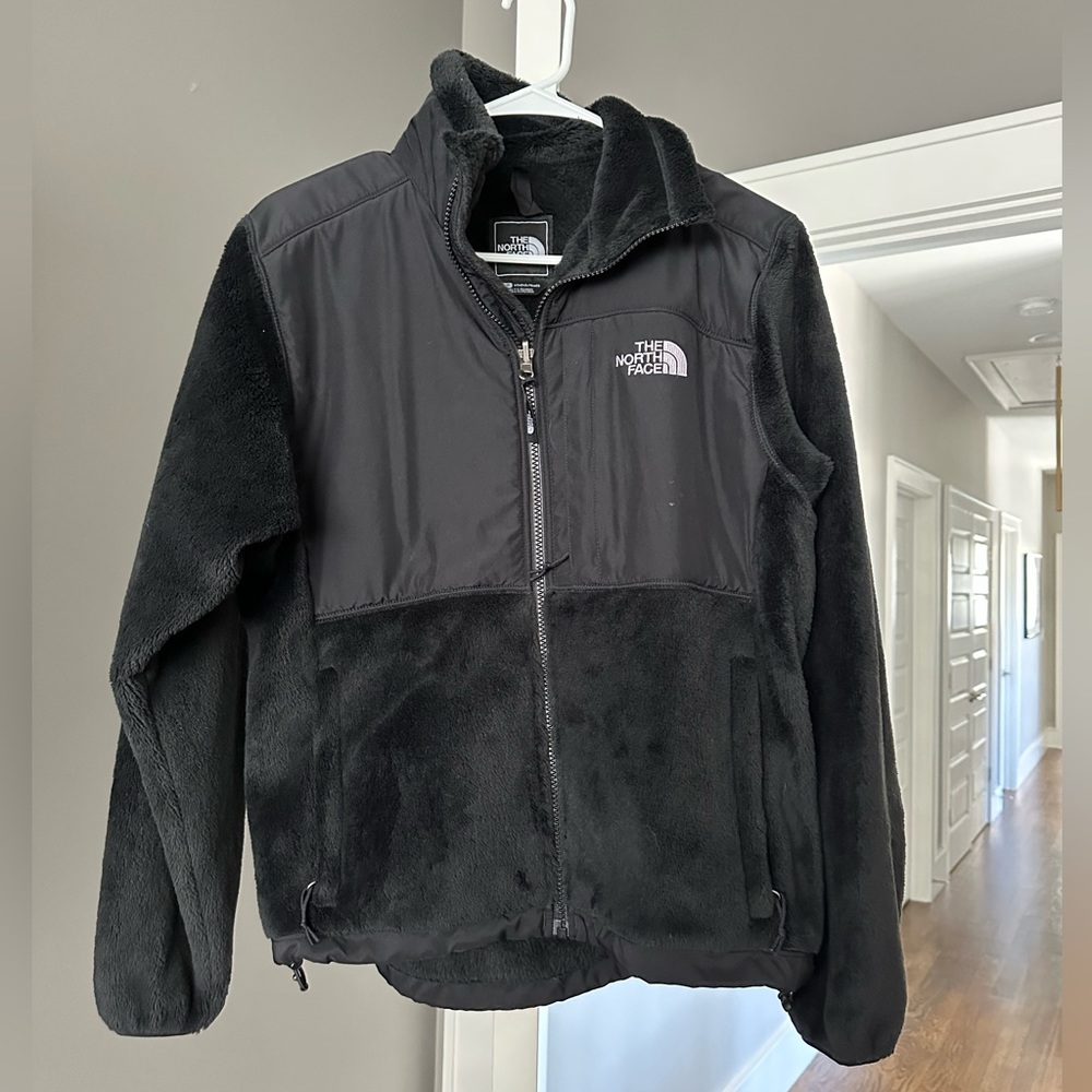 Women’s North Face Denali black size small